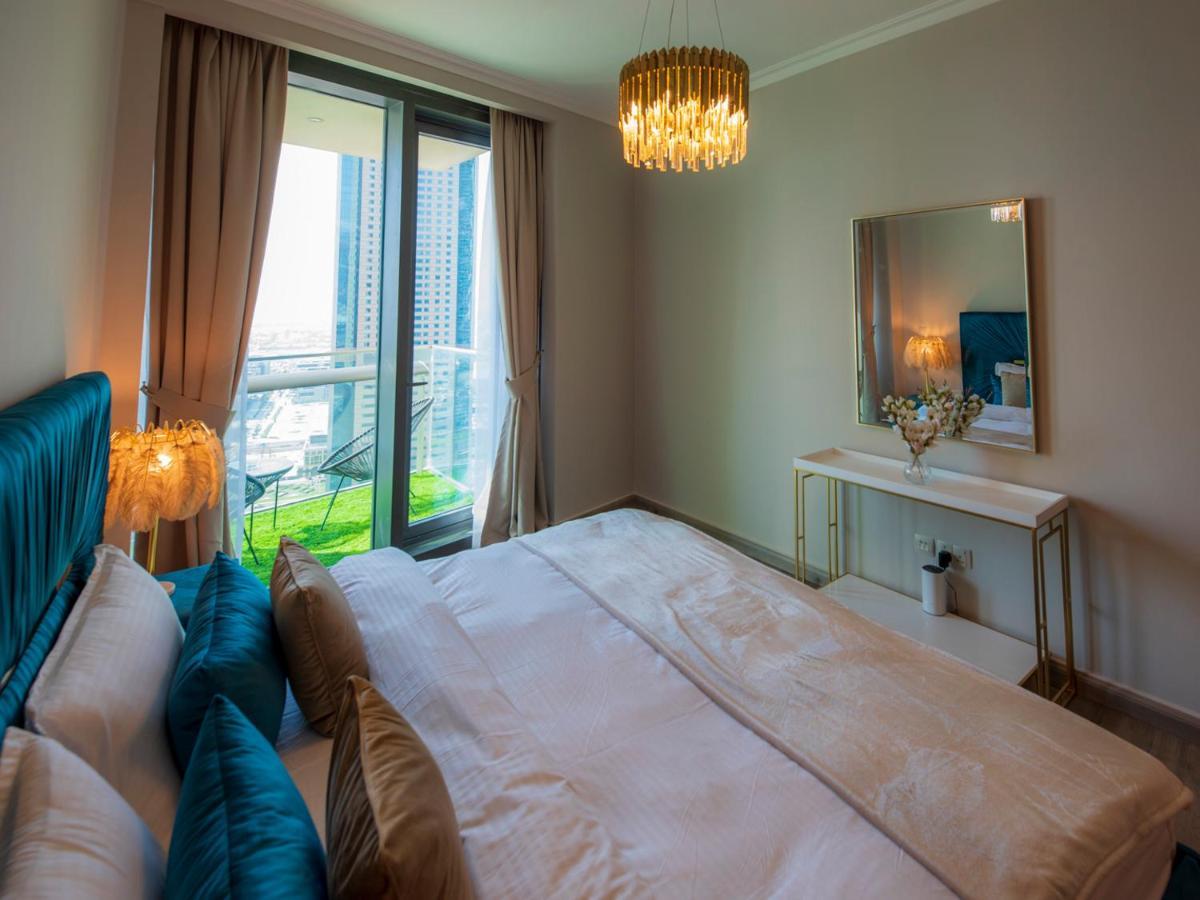 Appartamento First Class 3Br With Full Dubai Skyline & Sea View Esterno foto